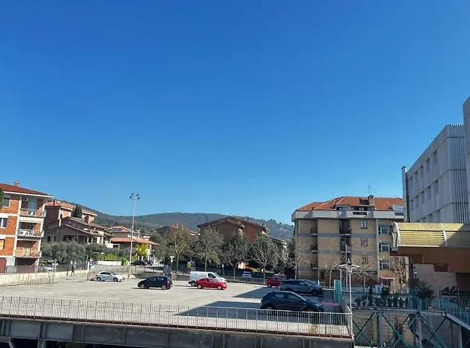 Casa Polly 3 - Ampio Appartamento In Ottima Posizione A Corciano Frazione Ellera Chiugiana